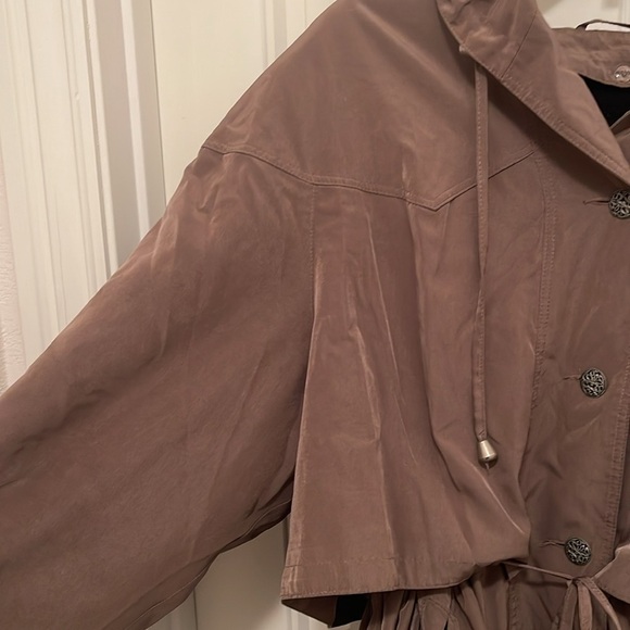 A2B hooded hip length removal lined coat, drawstring, waist women’s sz 1X Brown - Picture 4 of 16